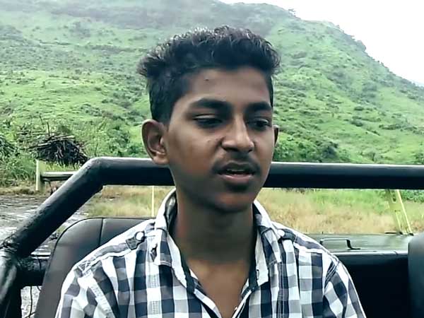  யூ- ட்யூப் வீடியோவை பார்த்தே சொந்தமாக கார் தயாரித்த மும்பை மாணவர்!