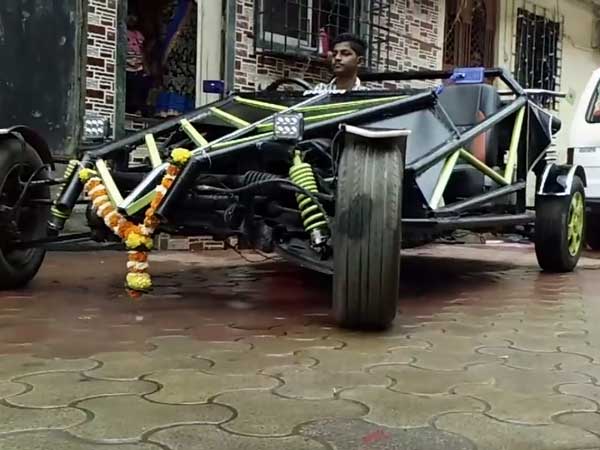  யூ- ட்யூப் வீடியோவை பார்த்தே சொந்தமாக கார் தயாரித்த மும்பை மாணவர்!