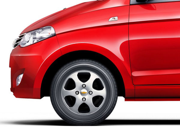 செவர்லே என்ஜாய் எம்பிவி காரின் விலை அதிரடி குறைப்பு