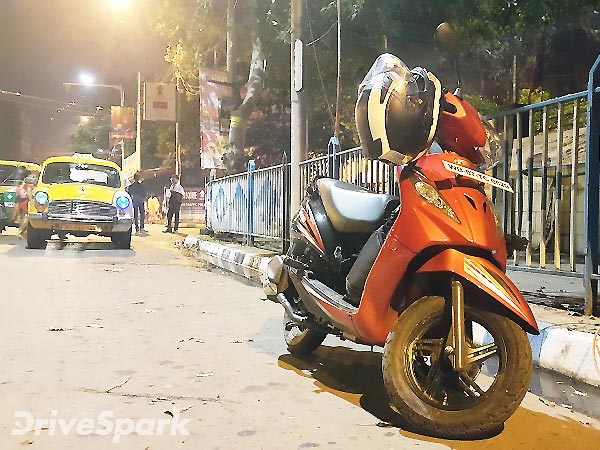  இரவை பகலாக்கிய துர்காபூஜை கொண்டாட்டங்கள்.... வியக்க வைத்த கொல்கத்தா!