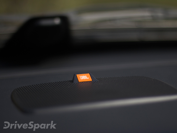 டாடா ஹெக்ஸா காரின் ஃபர்ஸ்ட் டிரைவ் ரிப்போர்ட்!