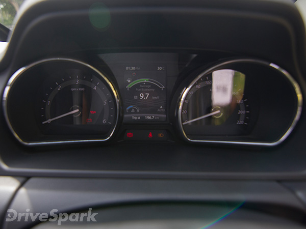 டாடா ஹெக்ஸா காரின் ஃபர்ஸ்ட் டிரைவ் ரிப்போர்ட்!