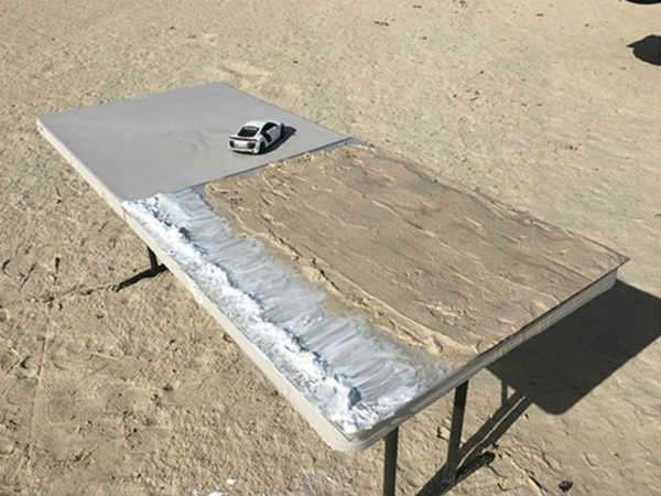 ரூ.2.5 கோடி ஆடி ஆர்8 காருக்கு பொம்மை காரை வைத்து படப்பிடிப்பு!