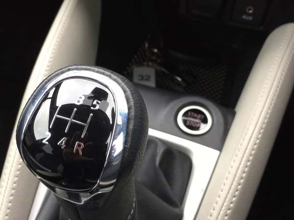  இதுதாங்க புதிய நிசான் மைக்ரா கார்... 