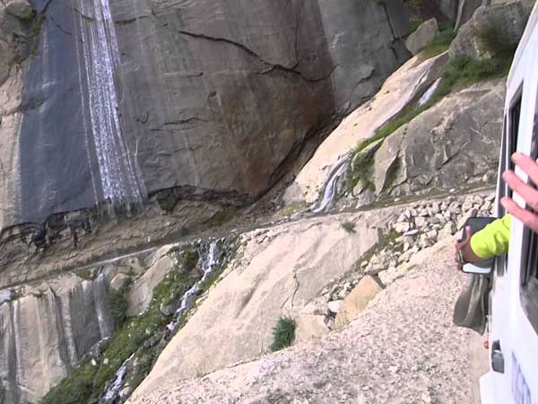  09. கிஸ்துவார்- கைலாஷ் சாலை