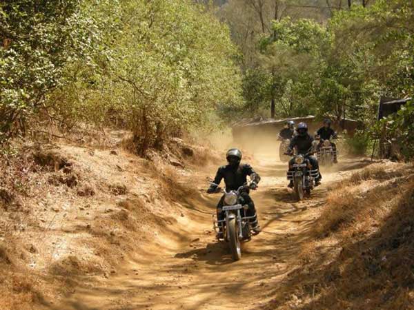 15. ராஜ்மசி ரோடு