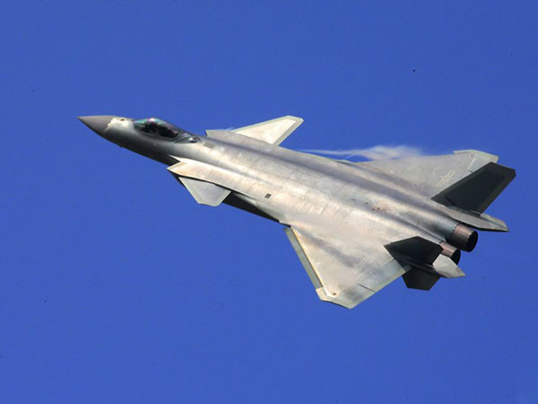 ஜே20 ஐந்தாம் தலைமுறை விமானத்தை அறிமுகப்படுத்திய சீனா...