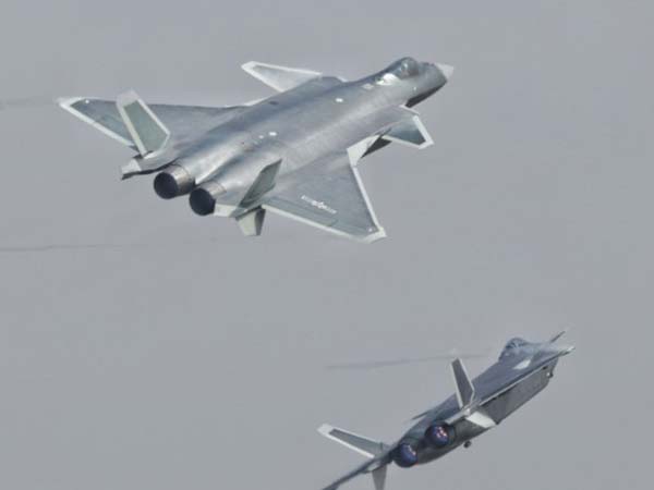 ஜே20 ஐந்தாம் தலைமுறை விமானத்தை அறிமுகப்படுத்திய சீனா...