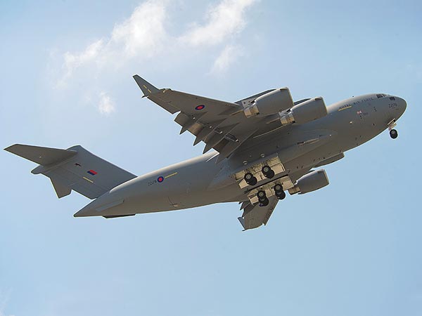 போயிங் சி17 குளோப்மாஸ்டர் ராணுவ விமானத்தின் சிறப்பம்சங்கள் 