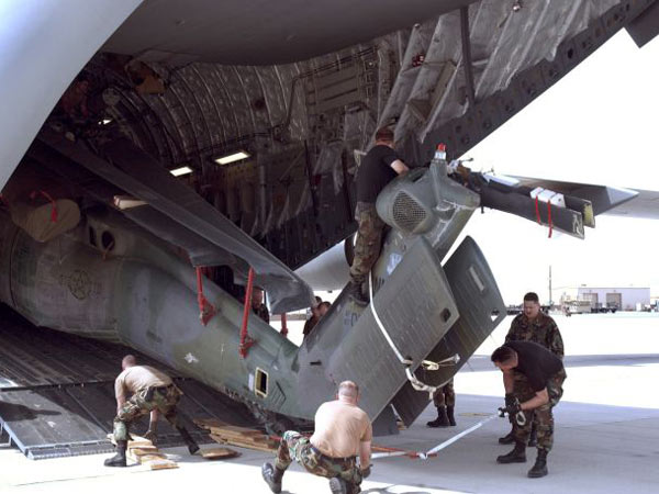 போயிங் சி17 குளோப்மாஸ்டர் ராணுவ விமானத்தின் சிறப்பம்சங்கள் 