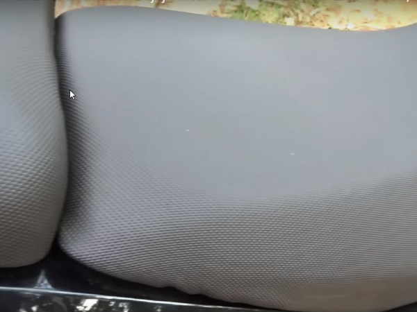  புதிய பஜாஜ் பல்சர் 180 பைக்கின் படங்கள் கசிந்தன... மாற்றங்கள் என்னென்ன?