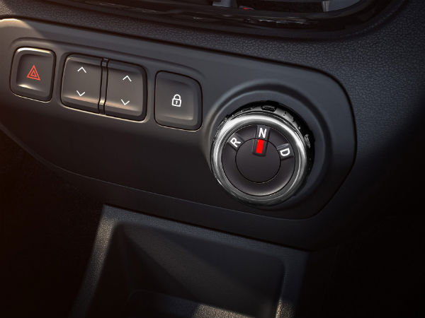  ரெனோ க்விட் காரின் ஆட்டோமேட்டிக் மாடல் விற்பனைக்கு அறிமுகம்!