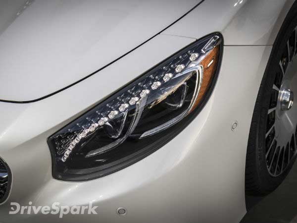 சப்புக் கொட்ட வைக்கும் 'டாப்லெஸ்' புதிய மெர்சிடிஸ்- மேபக் கார்!