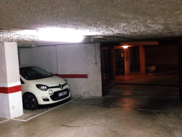 பாதாள பார்க்கிங்