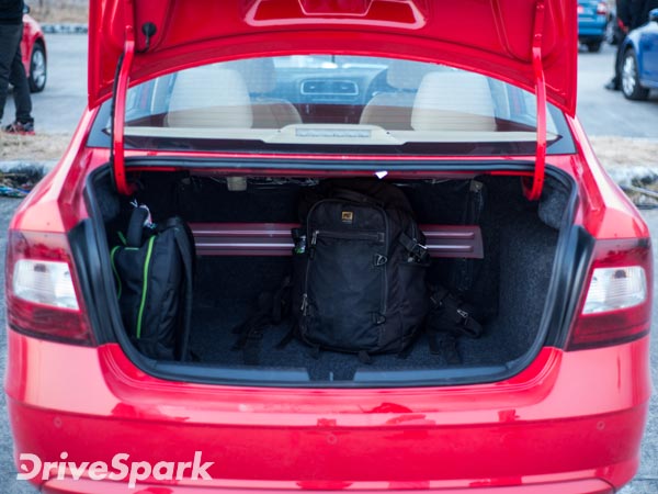  பூட் ரூம்