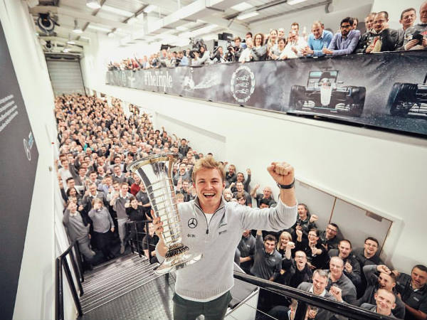  அடுத்து யார்?