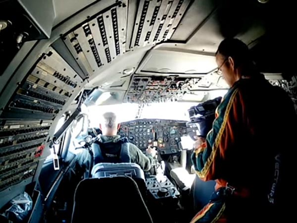 விமானத்தில் எந்த இடத்தில் அமர்வது பாதுகாப்பானது?