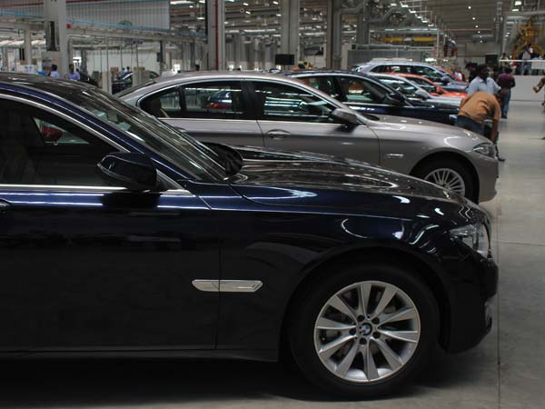 கார் விற்பனையில் ஜொலிக்கும் தென் மாநிலங்கள்... தமிழகத்தின் பங்கு என்ன?