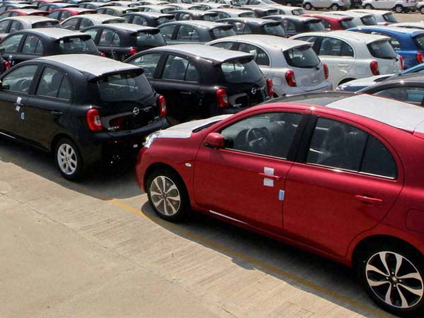 கார் விற்பனையில் ஜொலிக்கும் தென் மாநிலங்கள்... தமிழகத்தின் பங்கு என்ன?