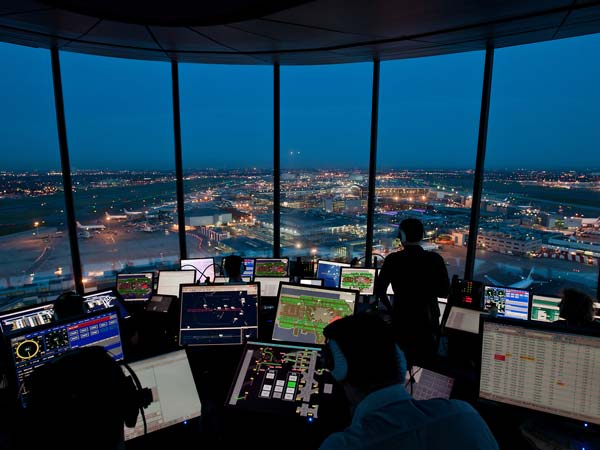 கட்டுப்பாட்டு மைய குளறுபடி