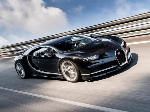 01. புகாட்டி சிரோன்