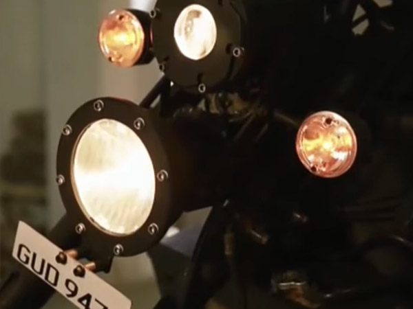  8 ஆண்டுகள் அடாத முயற்சியில் சொந்தமாக 1,000சிசி பைக்கை உருவாக்கிய குஜராத் இளைஞர்!