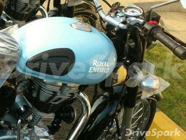 புதிய வண்ணங்களில் ராயல் என்ஃபீல்டு கிளாசிக் 350 மோட்டார்சைக்கிள்!