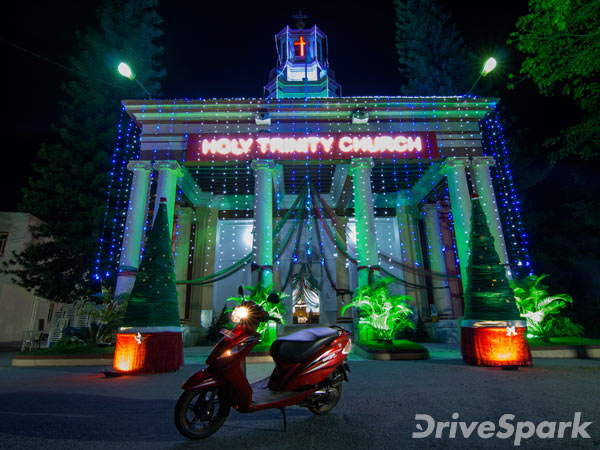 டிவிஎஸ் வீகோ ஸ்கூட்டருடன் புத்தாண்டு கொண்டாடிய டிரைவ்ஸ்பார்க்!