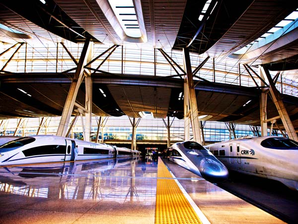 சீனாவில் மிக நீண்ட தூர புல்லட் ரயில் சேவை துவக்கம்!