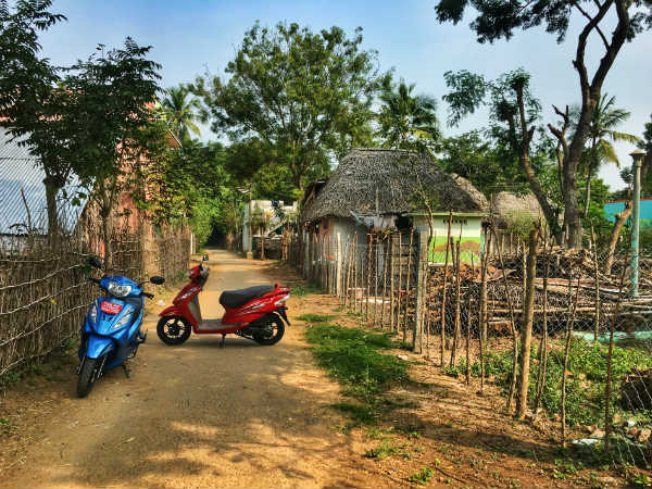 டிவிஎஸ் வீகோ ஸ்கூட்டருடன் பொங்கல் கொண்டாட்டம்!