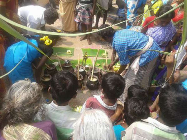  டிவிஎஸ் வீகோ ஸ்கூட்டருடன் பொங்கல் கொண்டாடிய டிரைவ்ஸ்பார்க் டீம்!