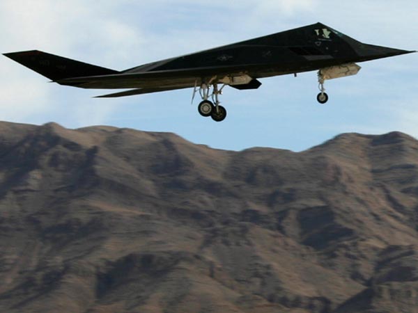 அமெரிக்காவின் ஸ்டீல்த் ரக போர் விமானங்கள் பற்றிய தகவல்கள்!