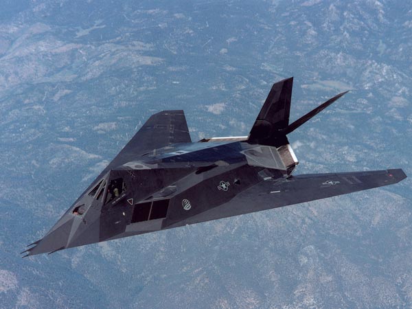 அமெரிக்காவின் ஸ்டீல்த் ரக போர் விமானங்கள் பற்றிய தகவல்கள்!