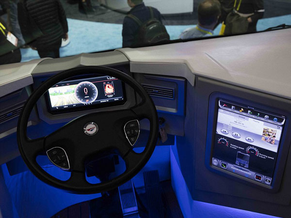 ஹெலிகாப்டர் உள்பட சகல வசதிகளுடன் ஓர் சொகுசு மோட்டார் இல்லம்!