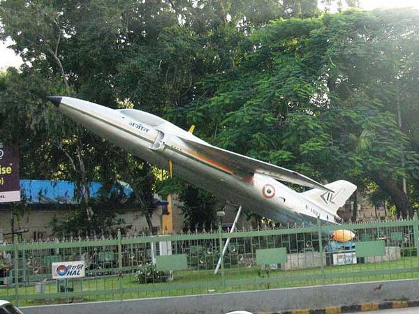 பாகிஸ்தான் விமானங்களை திணறடித்த ஜிநாட் போர் விமானம்: சிறப்புகள்!