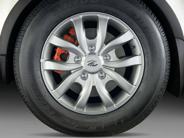 மஹிந்திரா எக்ஸ்யூவி500 ஸ்போர்ட்ஸ் எடிசன் அறிமுகம்!