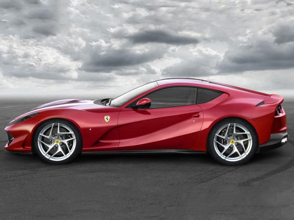  பவர்ஃபுல் புதிய ஃபெராரி சூப்பர் கார் வெளியீடு... படங்களுடன், தகவல்களுடன்!!