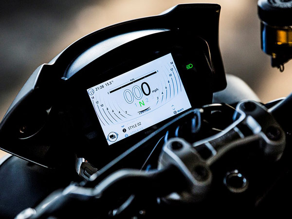 2017டிரையம்ப் ஸ்ட்ரீட் டிரிபிள் பைக்கின் இந்திய வெளியீட்டு தேதி அறிவிப்பு