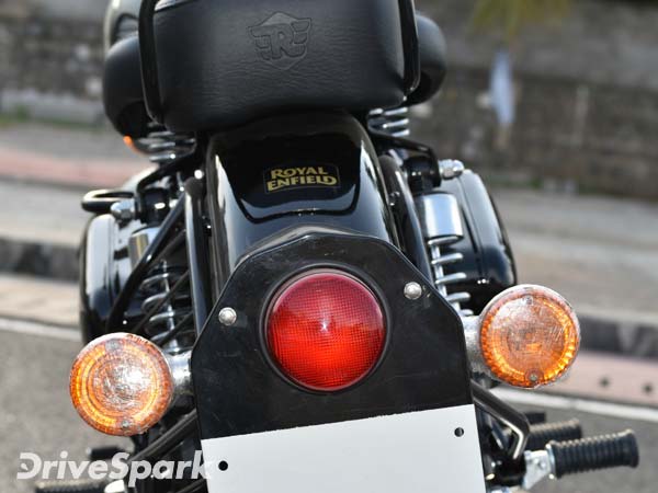 பஜாஜ் பல்சர் பைக்கை விற்பனையில் முந்திய புல்லட்!