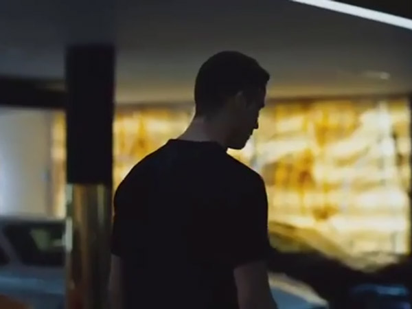 புகாட்டி சிரோன் ஹைப்பர் கார் வாங்கினாரா கிறிஸ்டியானோ ரொனால்டோ?