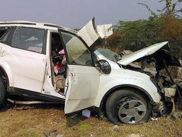 நெடுஞ்சாலையில் காரில் பயணிப்போர் உஷார்...!! நெடுஞ்சாலையில் காரில் பயணிப்போர் உஷார்...!!