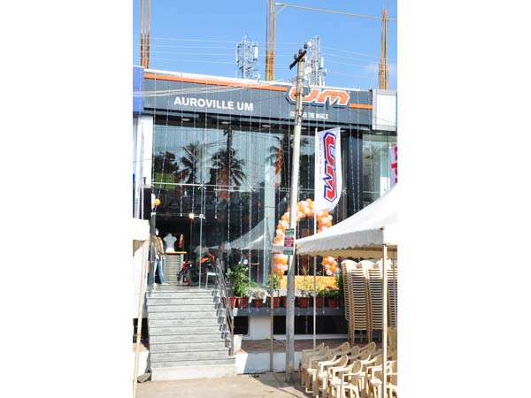 பாண்டிச்சேரியில் யூஎம் மோட்டாட்சைக்கிள் ஷோரூம் திறப்பு!