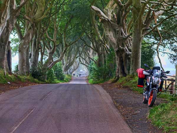 இங்கிலாந்து வரை கேடிஎம் ட்யூக்390 பைக்கில் சென்ற இளைஞர்