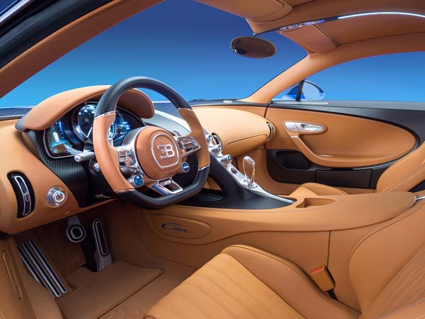 உலகின் அதிவேக புகாட்டி சிரோன் காருக்கு ஆர்டர்கள் குவிந்தன