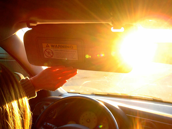 கோடையை சமாளிக்க உதவும் 10 முக்கிய கார் ஆக்ஸசரிகள்