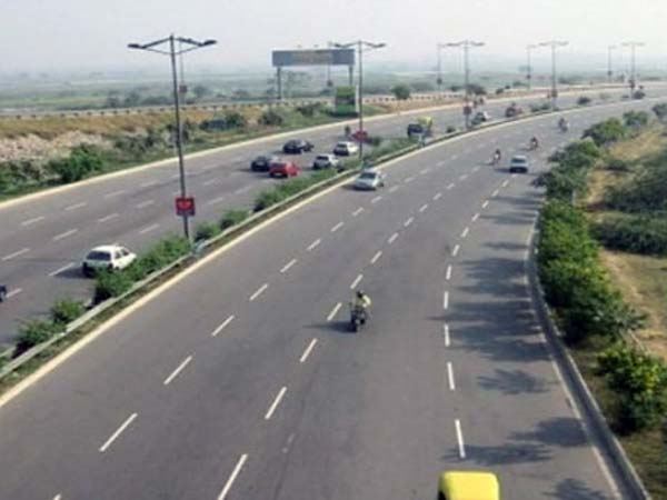 இந்தியாவின் முதல் சூப்பர் எக்ஸ்பிரஸ் சாலை பற்றிய சிறப்புத் தகவல்கள்!