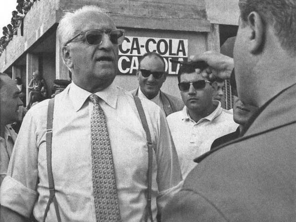 ஃபெராரி நிறுவன உரிமையாளராக நடிக்கும் ஹூக் ஜேக்மென்