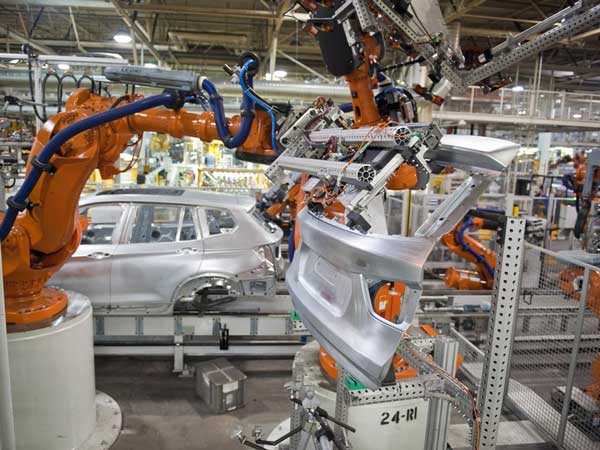  போதை பணியாளர்களால் ரூ.6.5 கோடியை இழந்த பி.எம்.டபுள்யூ