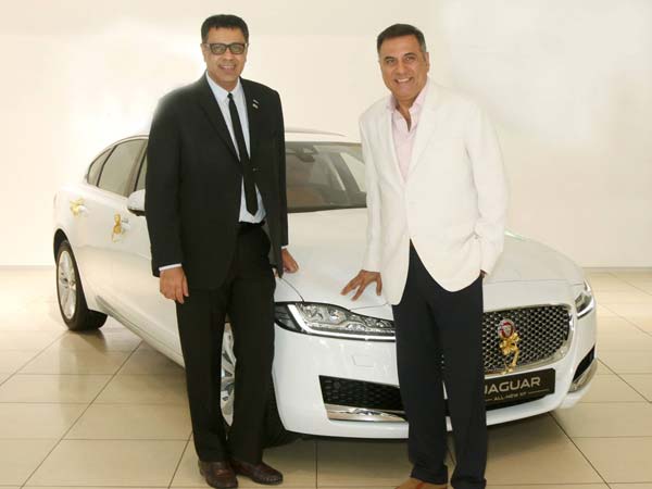 ஜாகுவார் காரை தனக்கு தானே பரிசளித்து கொண்ட நடிகர்