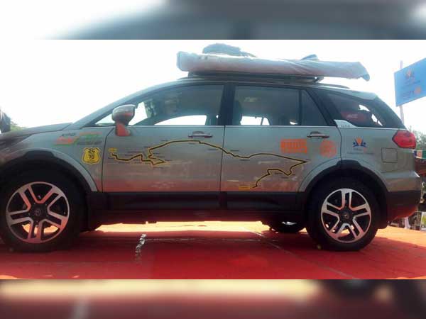 கோவையிலிருந்து லண்டனுக்கு காரில் சாகசப் பயணத்தை துவங்கிய பெண்கள்!